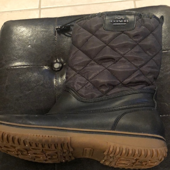 Authentic Coach snow/winter boots - Picture 3 of 4